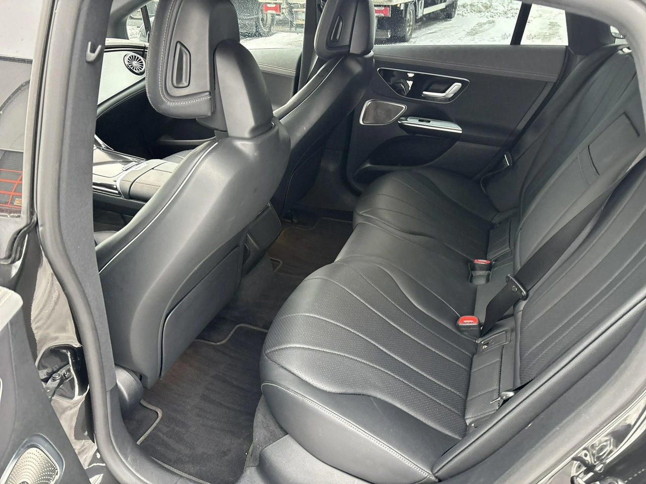 Mercedes EQE - Zdjęcie 11