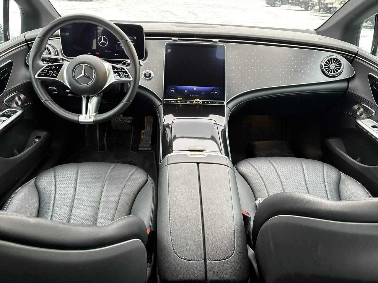 Mercedes EQE - Zdjęcie 13