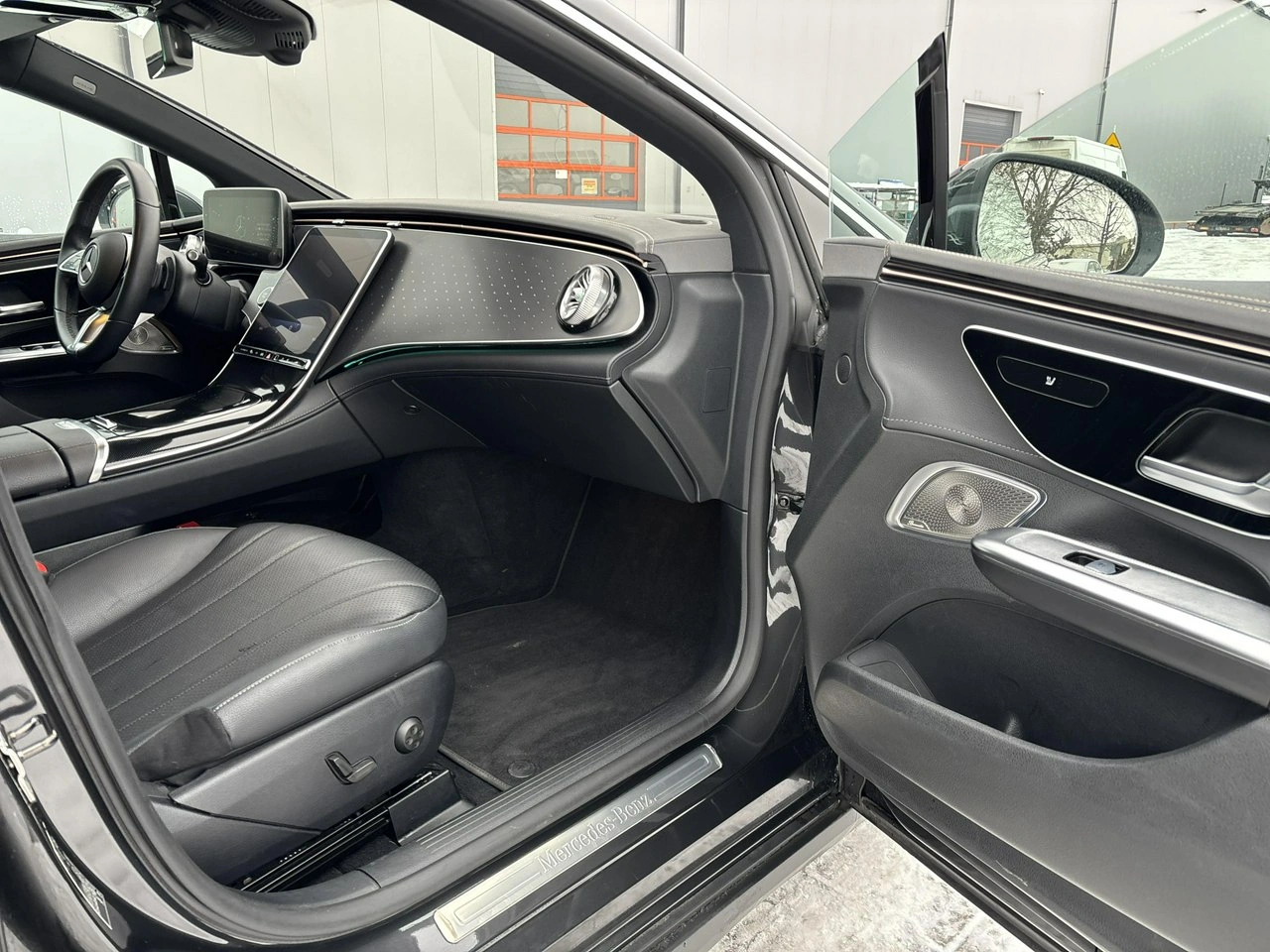 Mercedes EQE - Zdjęcie 16