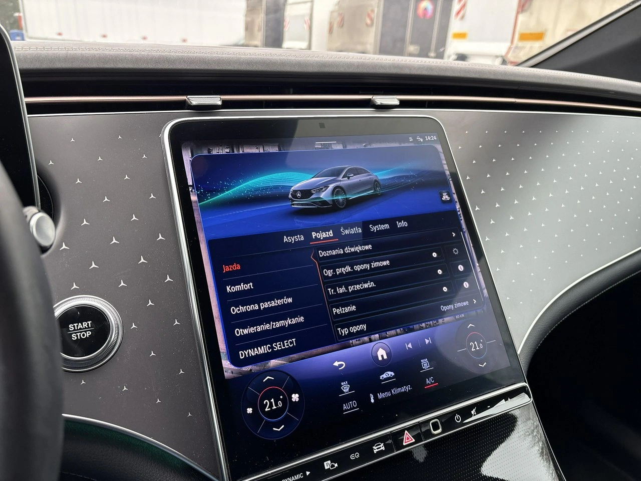 Mercedes EQE - Zdjęcie 22