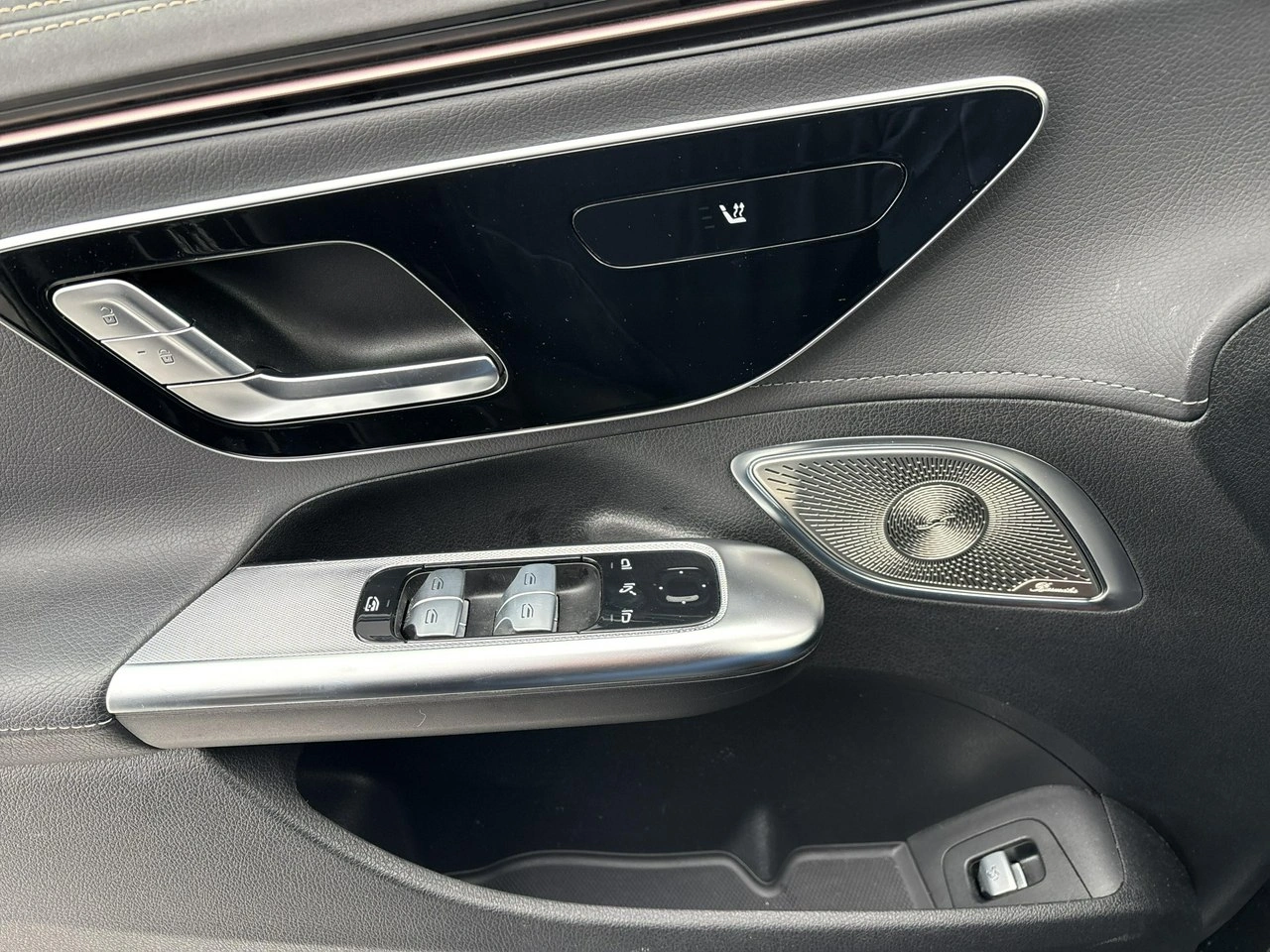 Mercedes EQE - Zdjęcie 24