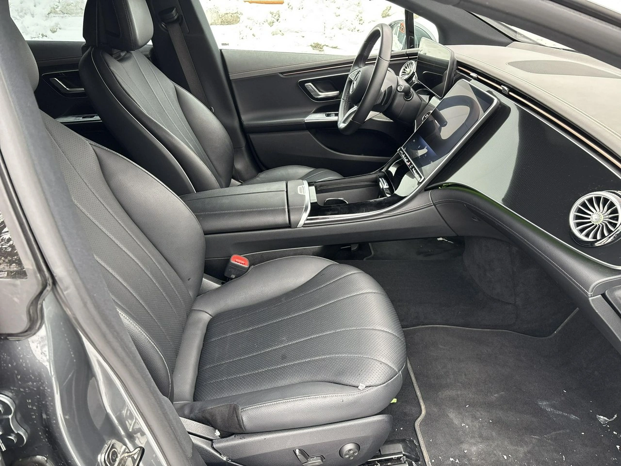 Mercedes EQE - Zdjęcie 17