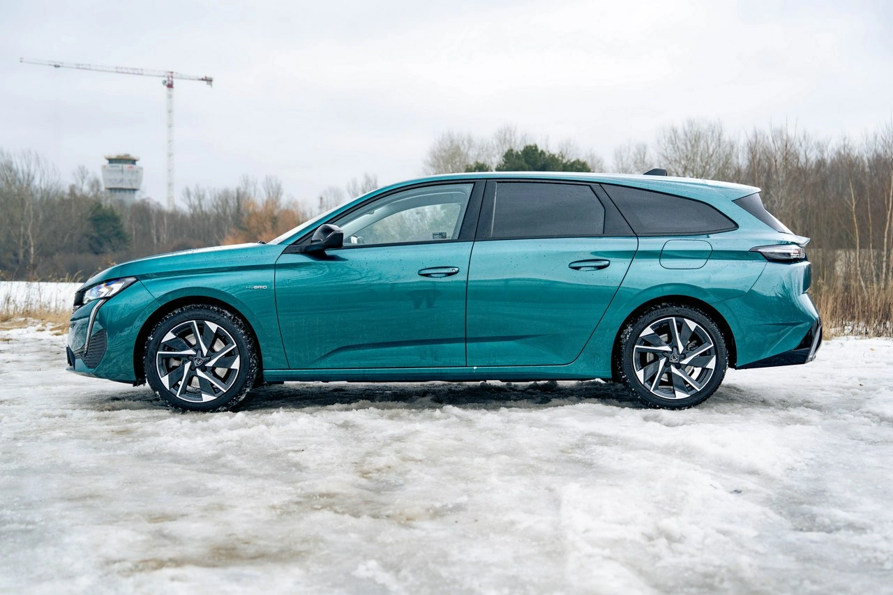 Peugeot 308 - Zdjęcie 9