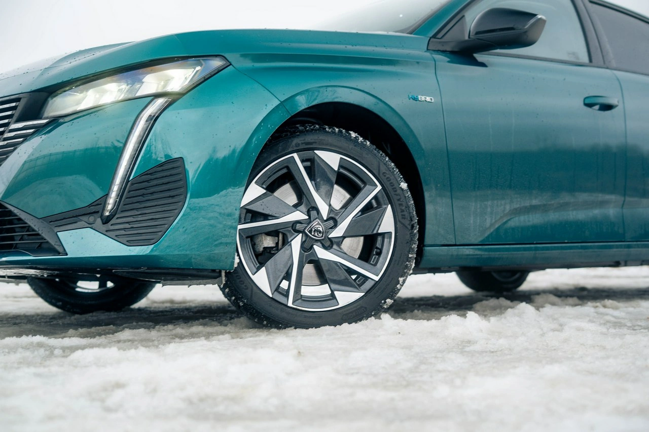 Peugeot 308 - Zdjęcie 15