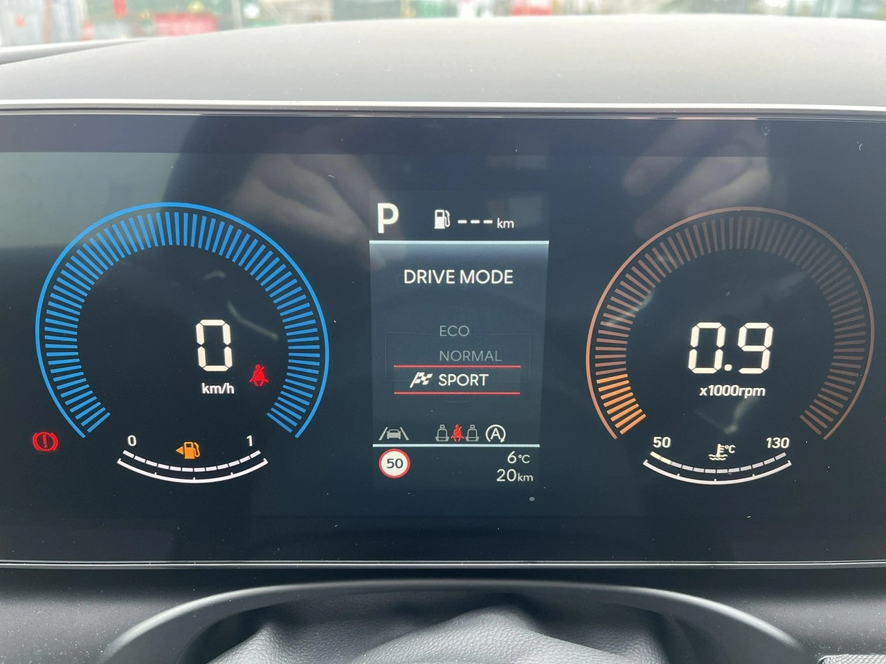 Hyundai Tucson - Zdjęcie 27