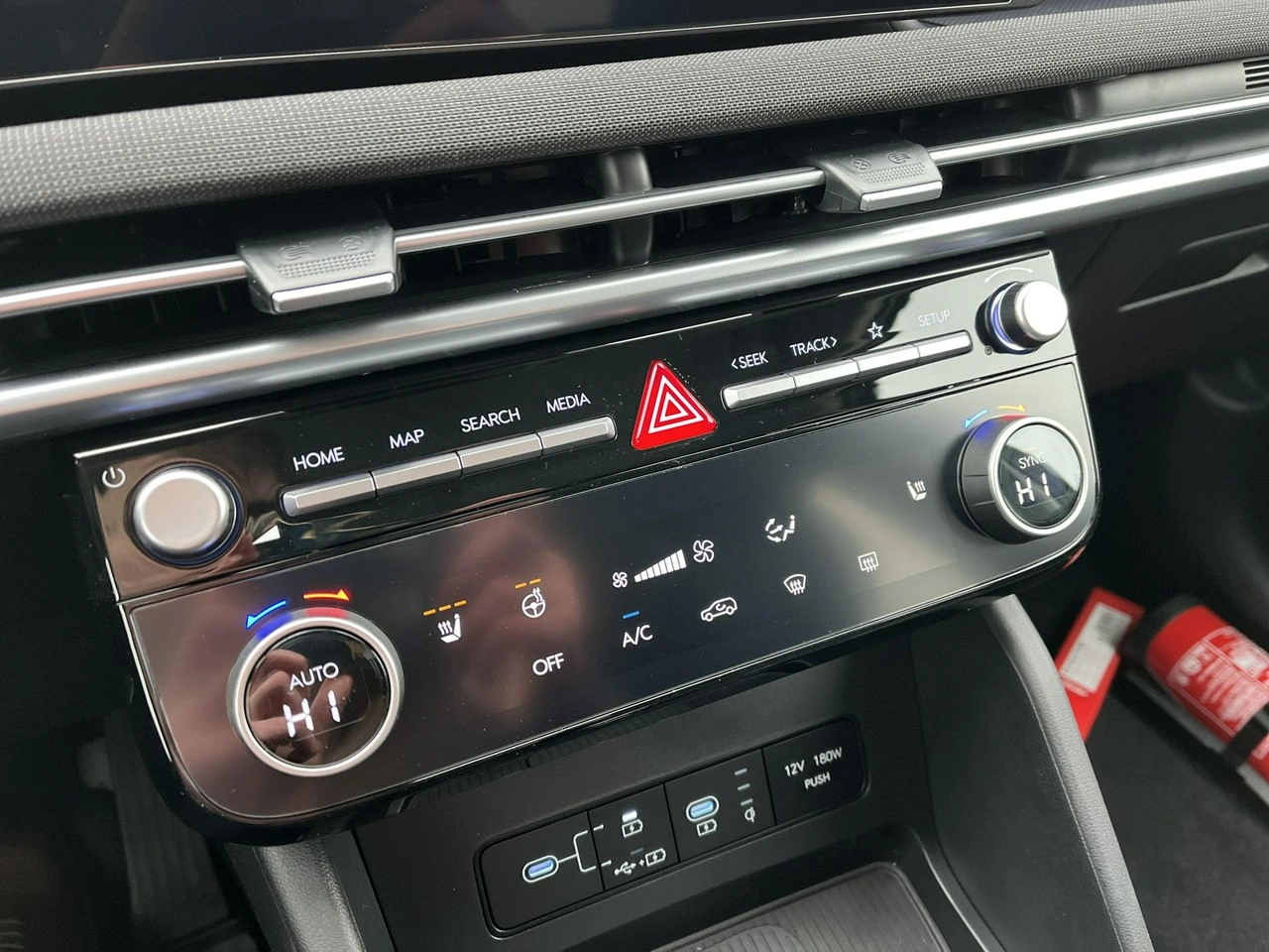 Hyundai Tucson - Zdjęcie 25