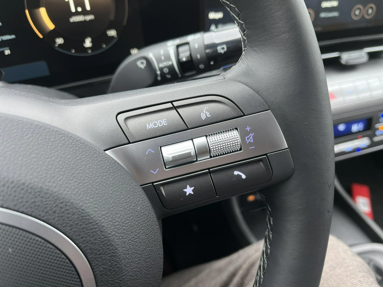 Hyundai Kona - Zdjęcie 21