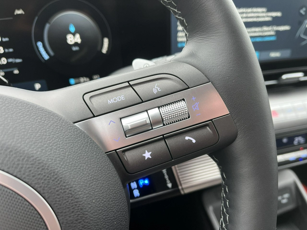 Hyundai Kona - Zdjęcie 22