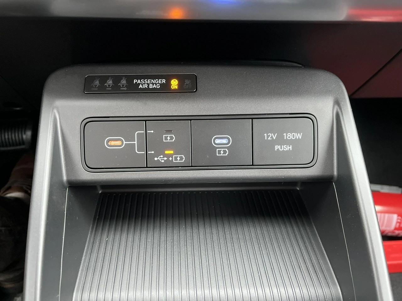 Hyundai Kona - Zdjęcie 27