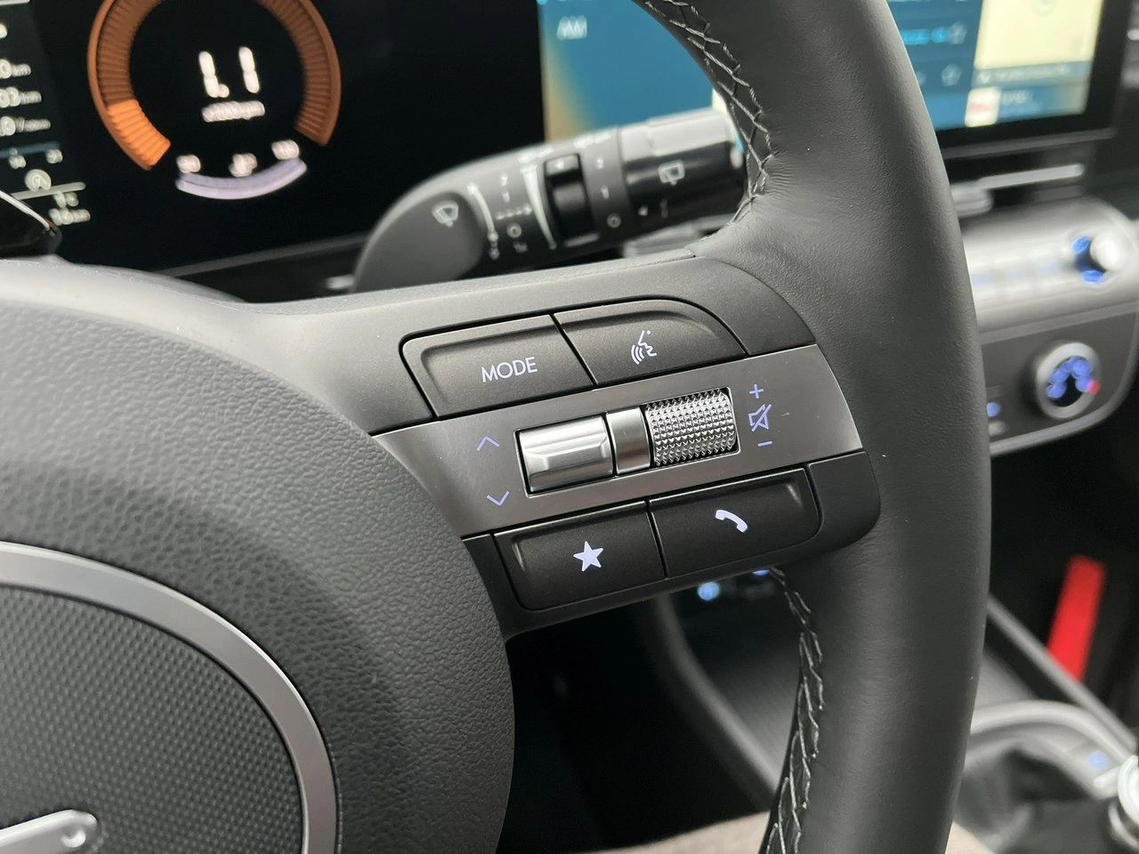 Hyundai Kona - Zdjęcie 21