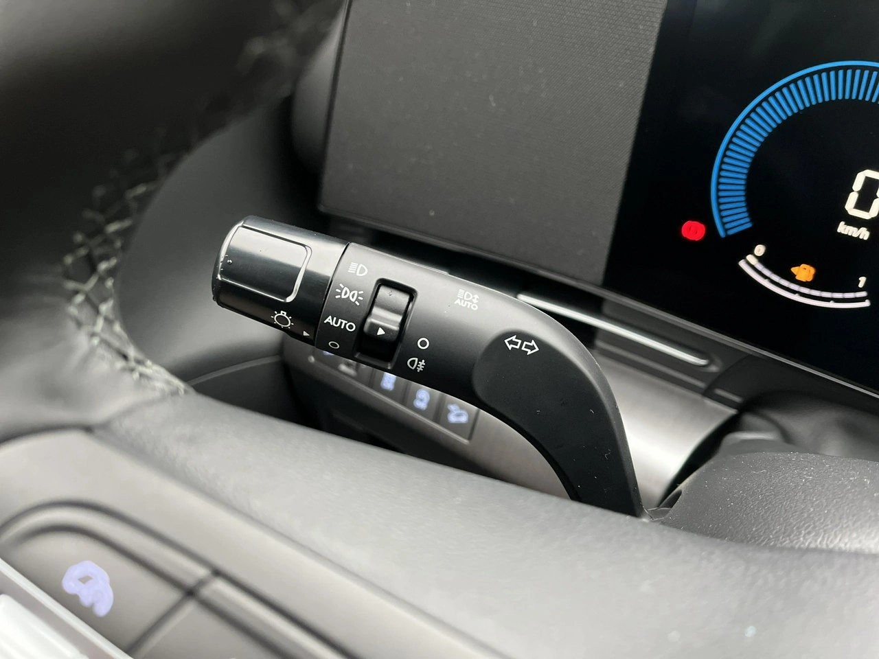 Hyundai Kona - Zdjęcie 22