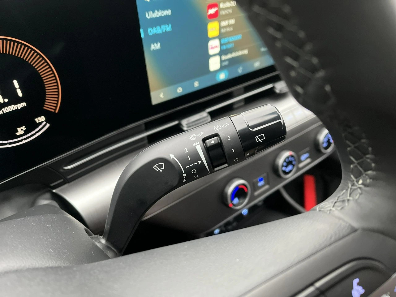 Hyundai Kona - Zdjęcie 23