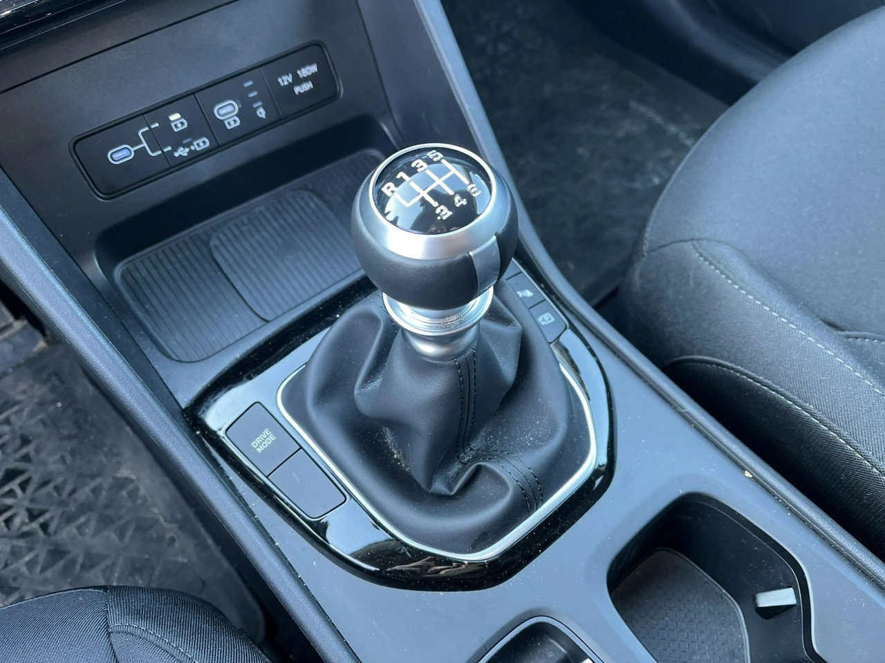 Hyundai Tucson - Zdjęcie 14