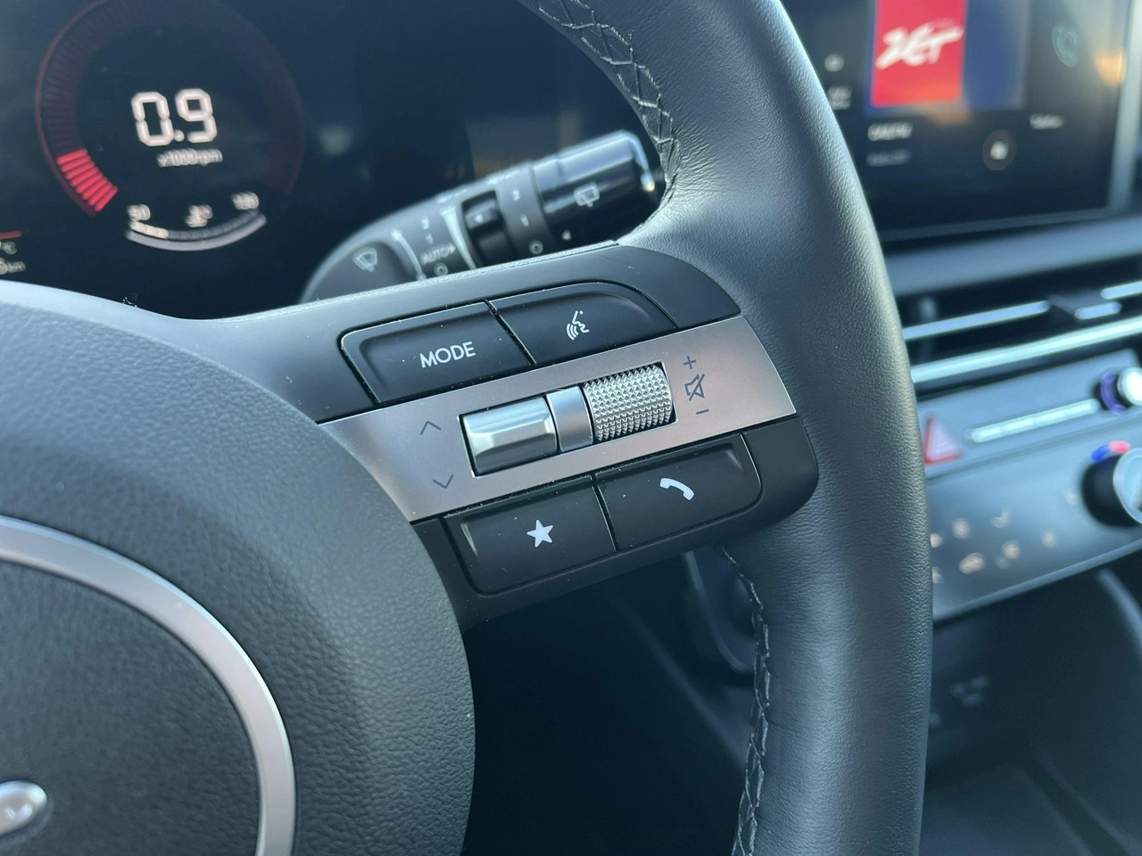 Hyundai Tucson - Zdjęcie 21