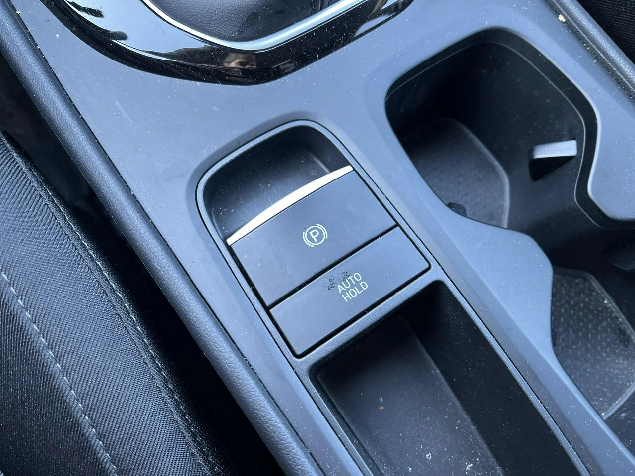 Hyundai Tucson - Zdjęcie 25