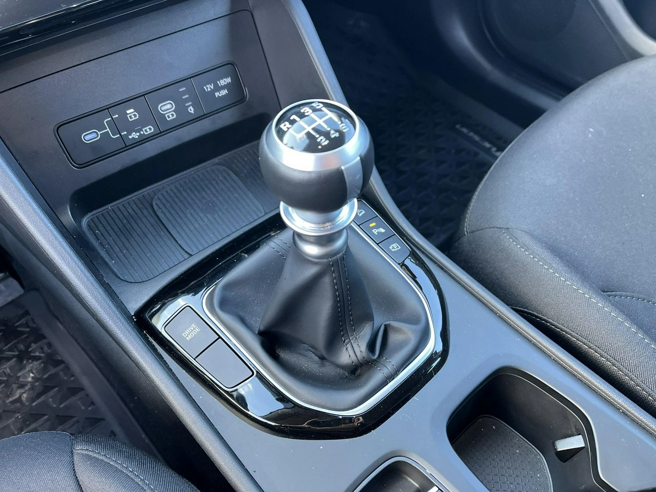 Hyundai Tucson - Zdjęcie 14