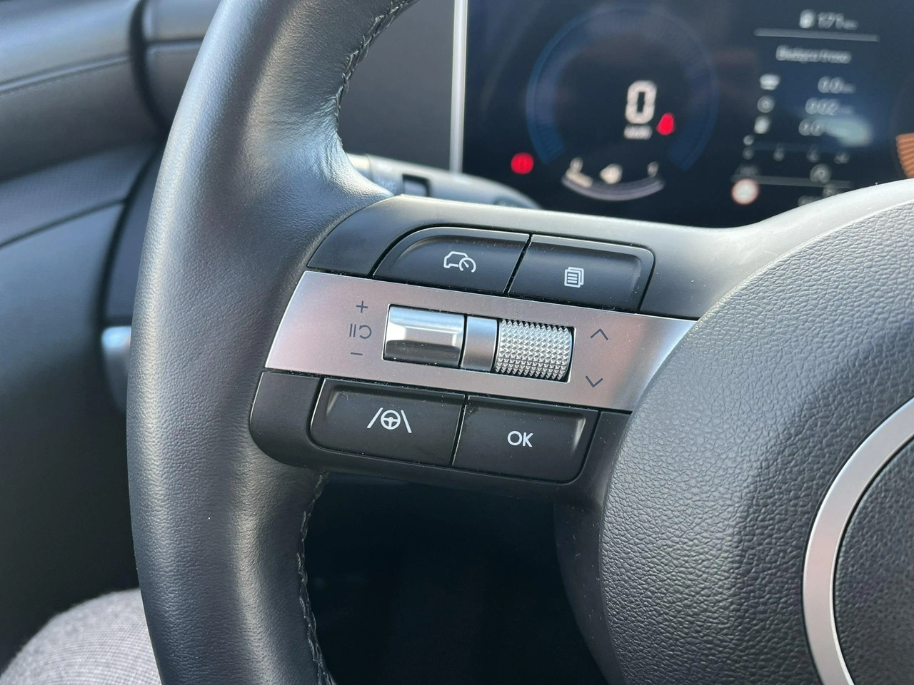 Hyundai Tucson - Zdjęcie 20