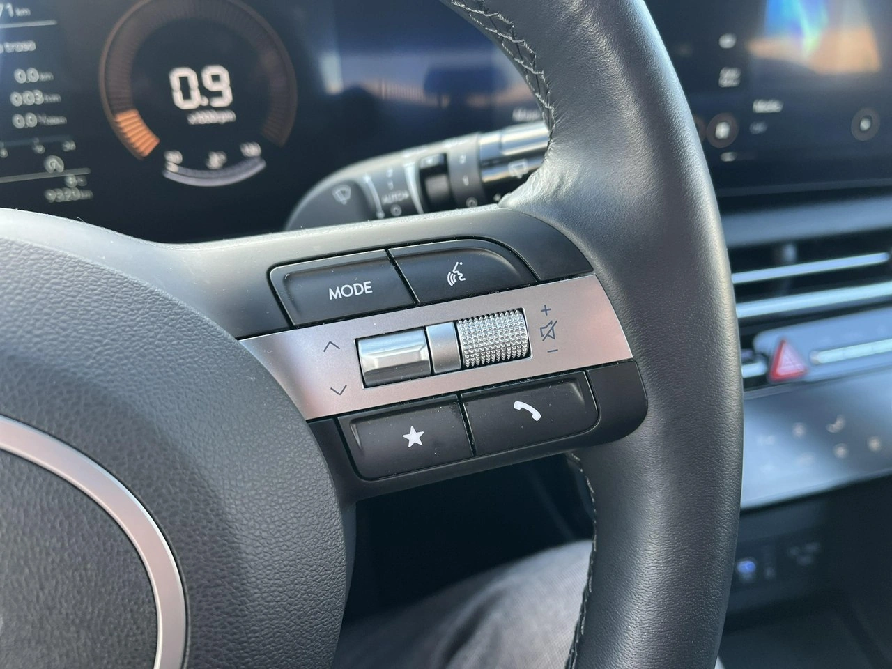 Hyundai Tucson - Zdjęcie 21