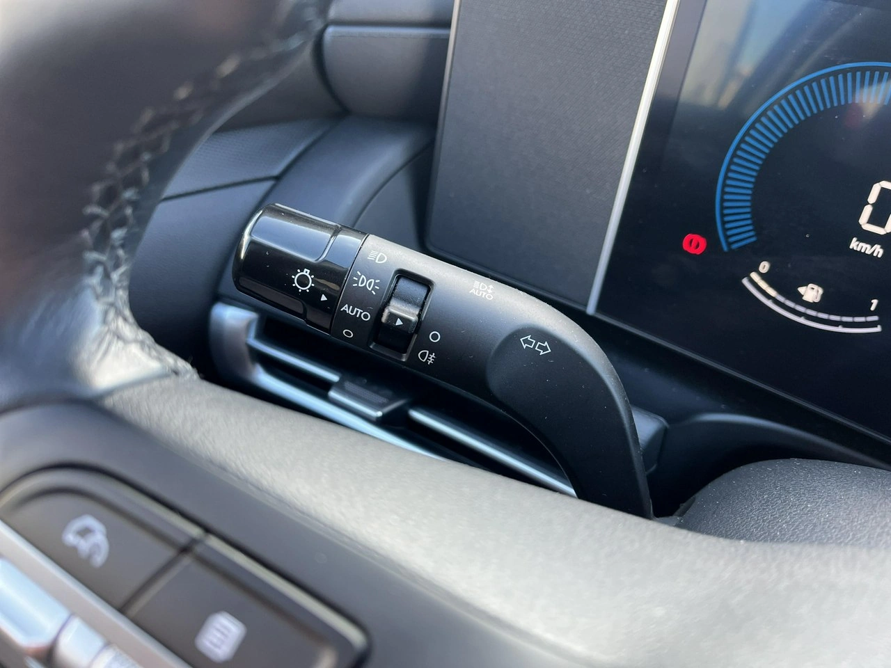 Hyundai Tucson - Zdjęcie 22