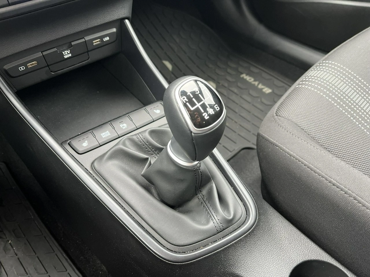 Hyundai Bayon - Zdjęcie 14