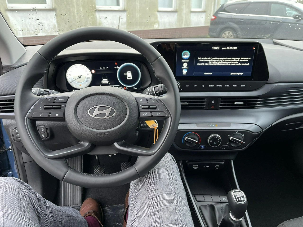 Hyundai i20 - Zdjęcie 12