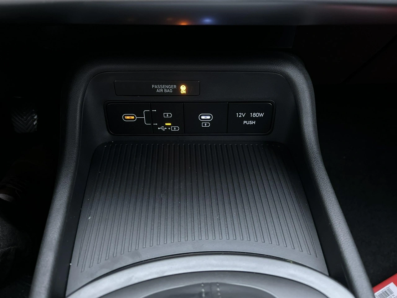 Hyundai Kona - Zdjęcie 26