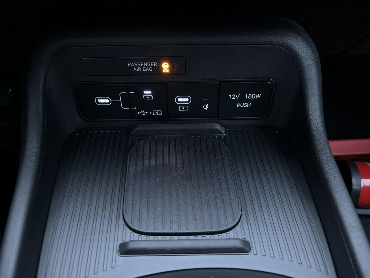 Hyundai Kona - Zdjęcie 26