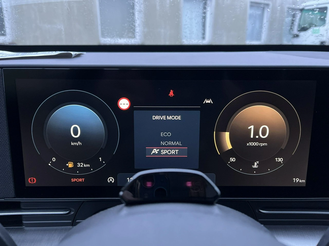 Hyundai Kona - Zdjęcie 29