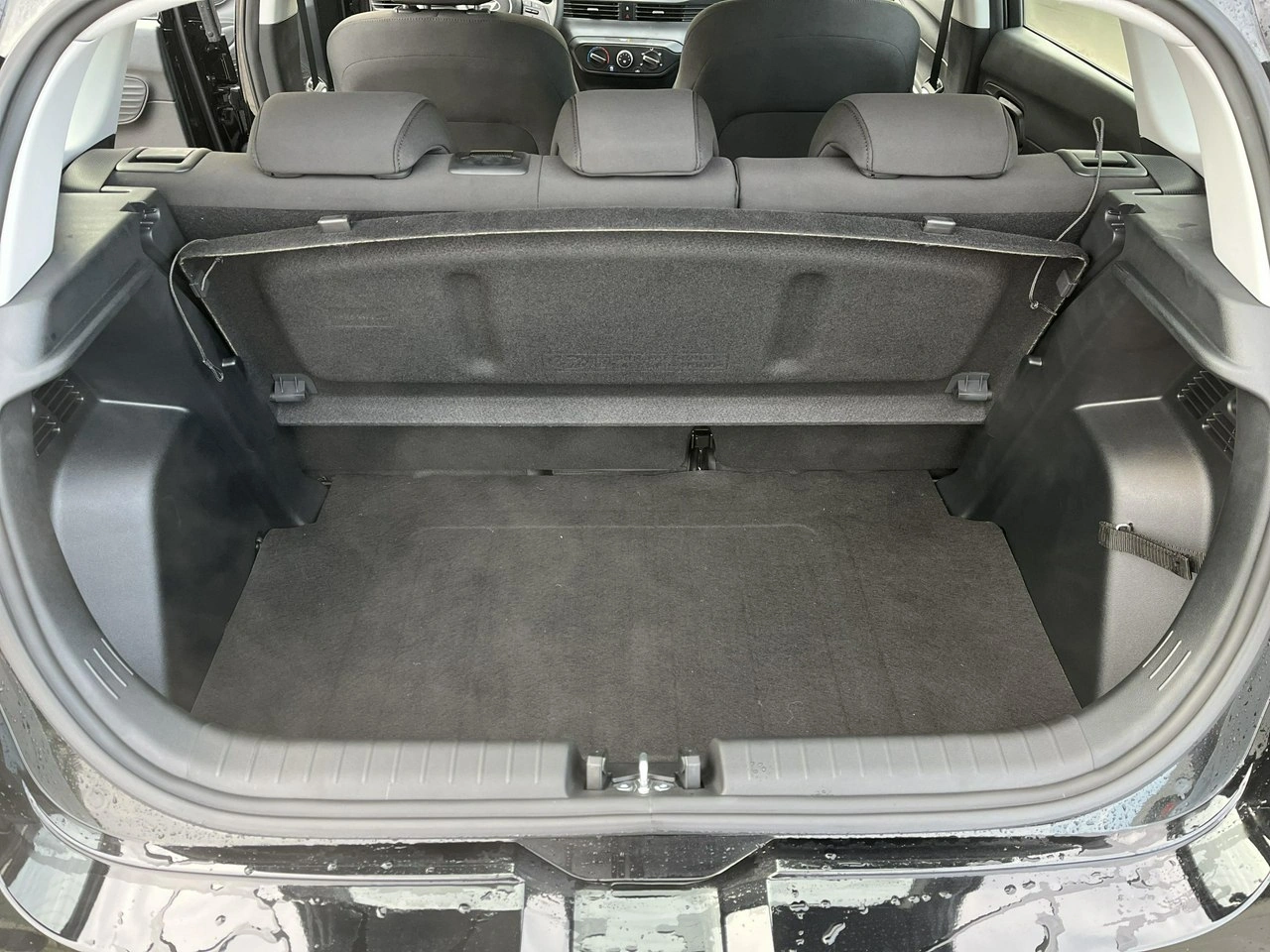 Hyundai i20 - Zdjęcie 16