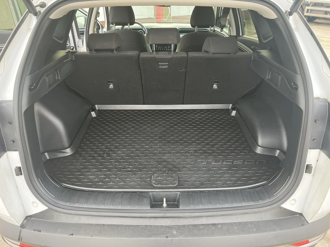 Hyundai Tucson - Zdjęcie 16