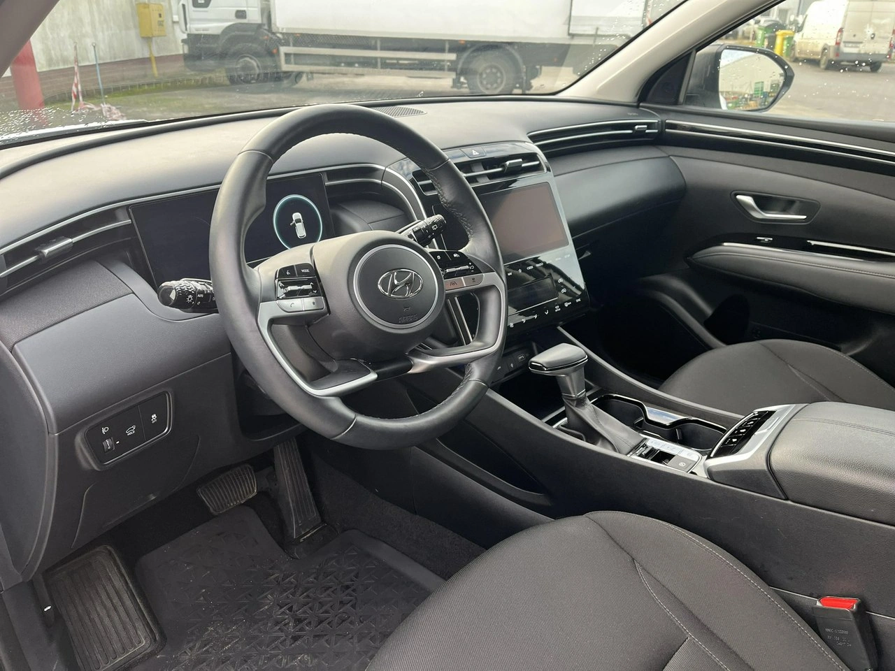 Hyundai Tucson - Zdjęcie 8