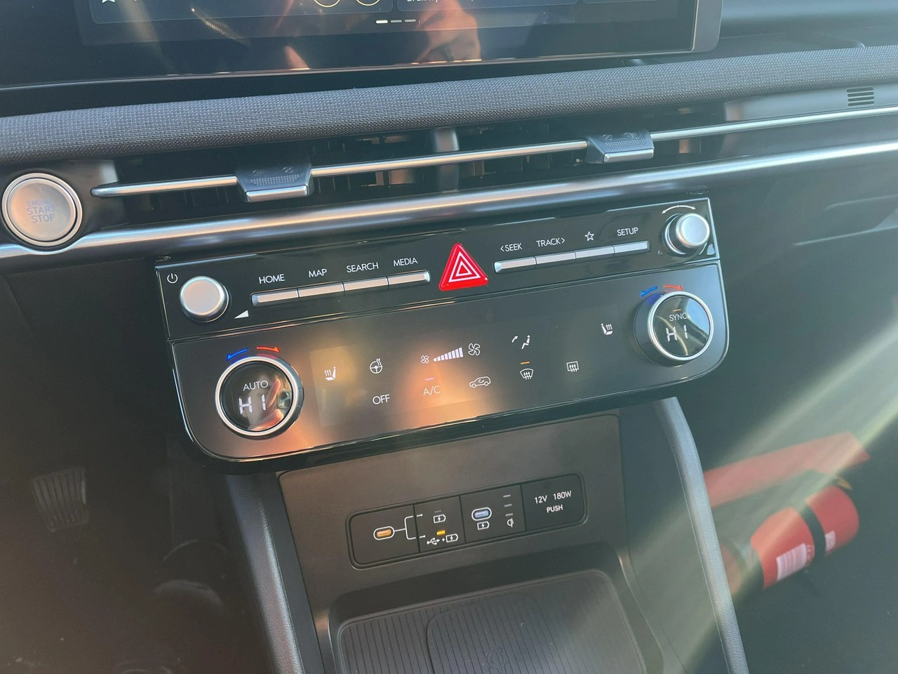 Hyundai Tucson - Zdjęcie 25