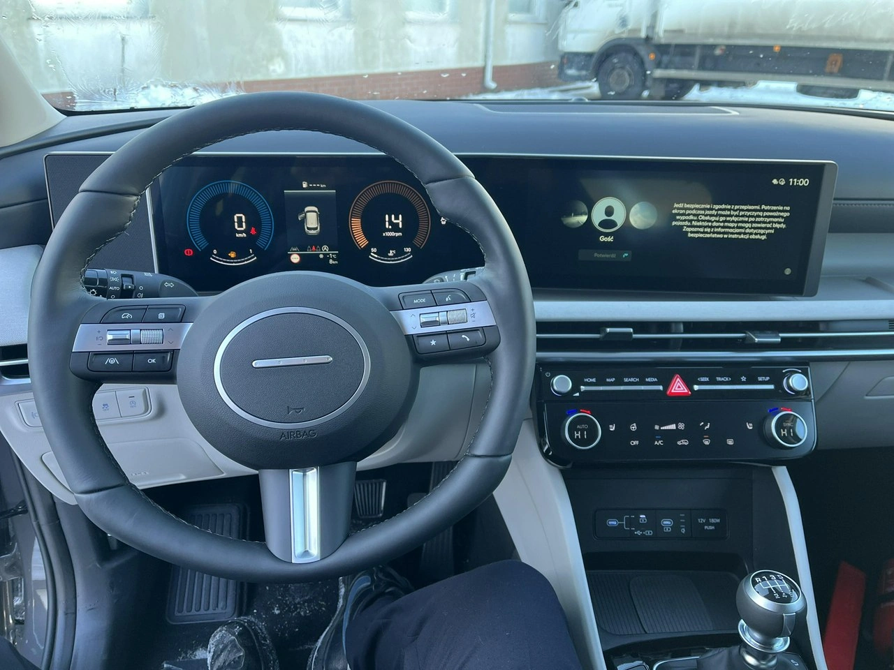 Hyundai Tucson - Zdjęcie 12