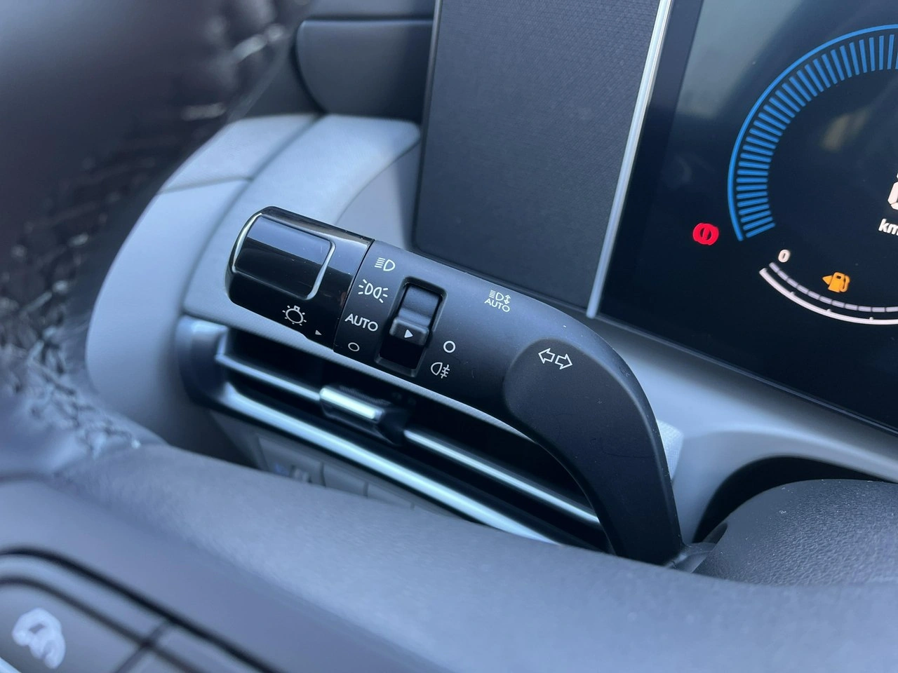 Hyundai Tucson - Zdjęcie 22