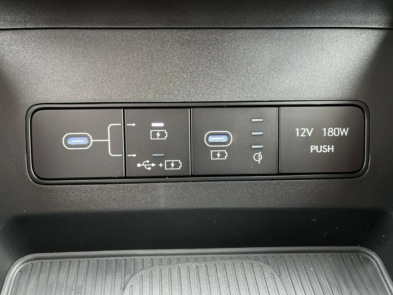 Hyundai Tucson - Zdjęcie 26