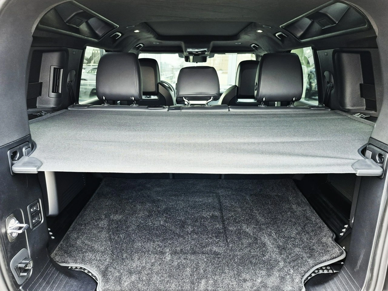 Land Rover Defender - Zdjęcie 14