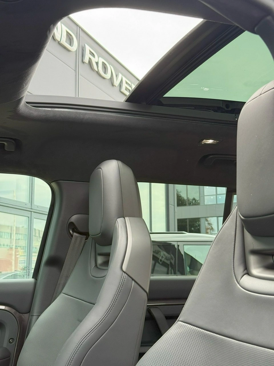 Land Rover Defender - Zdjęcie 15