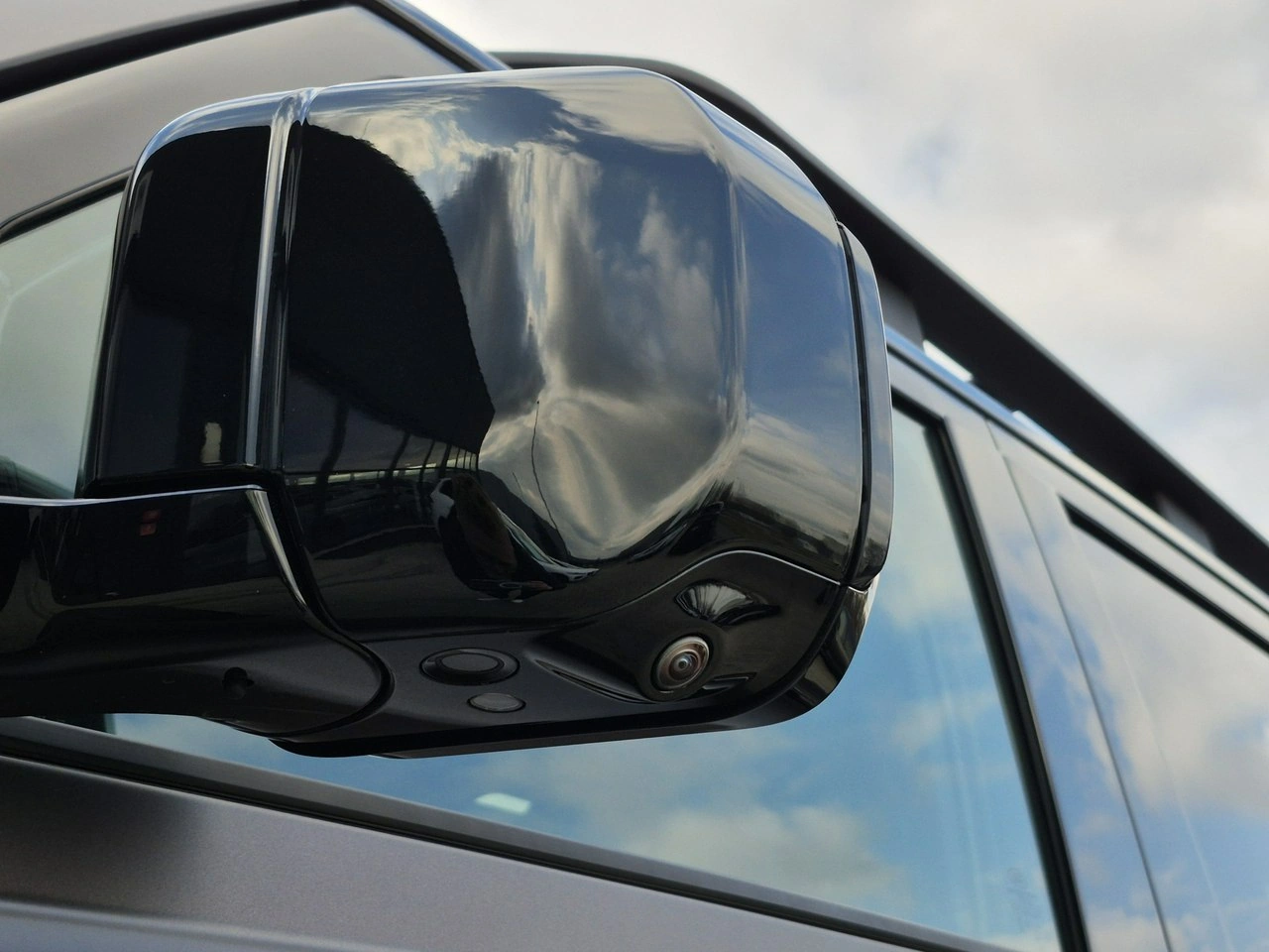 Land Rover Defender - Zdjęcie 18