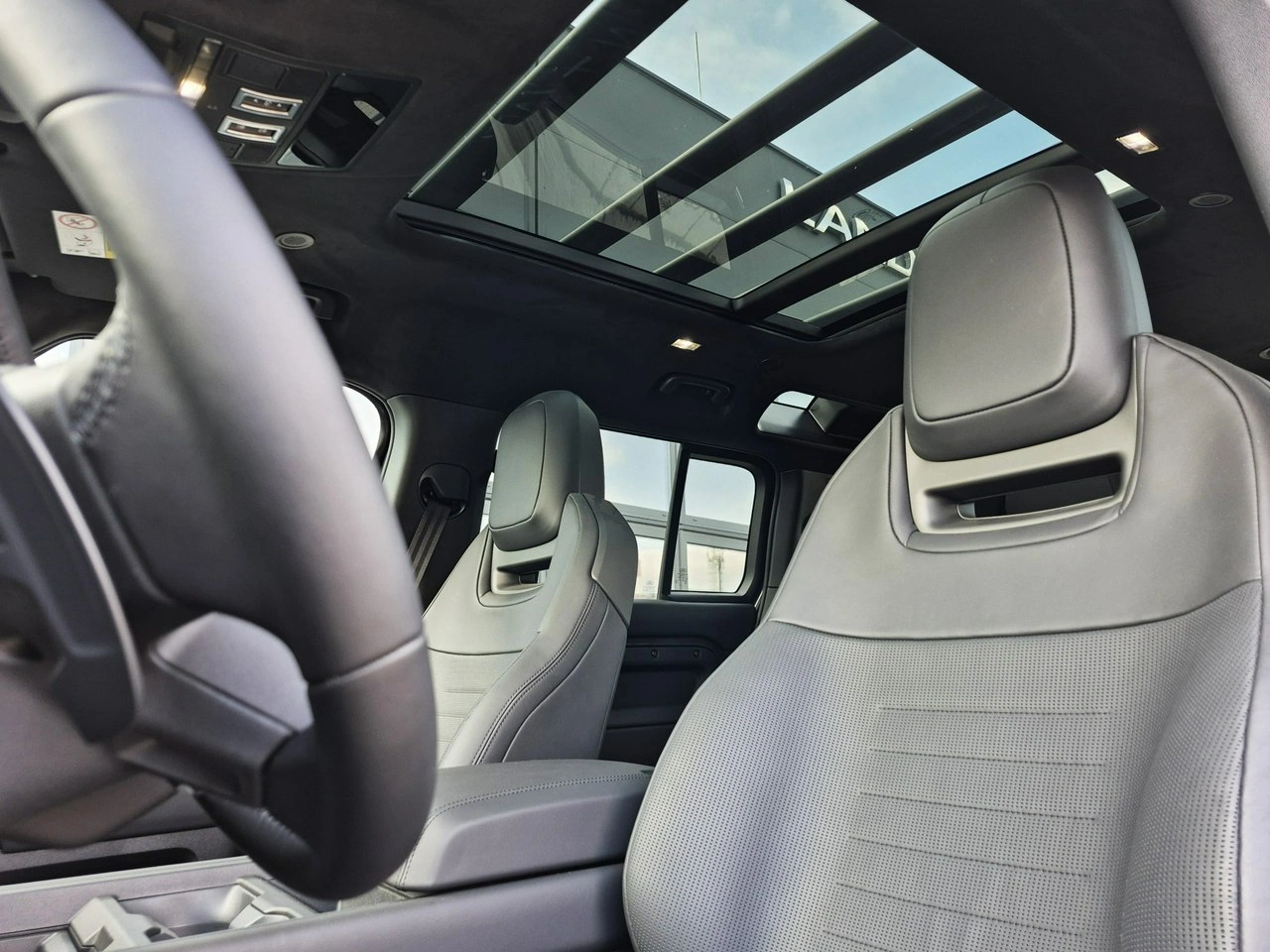 Land Rover Defender - Zdjęcie 19