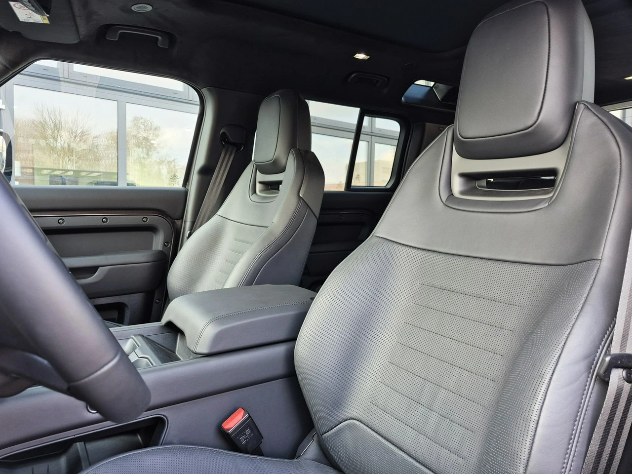 Land Rover Defender - Zdjęcie 21