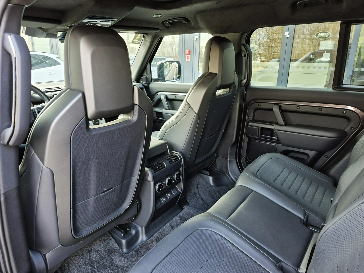 Land Rover Defender - Zdjęcie 15