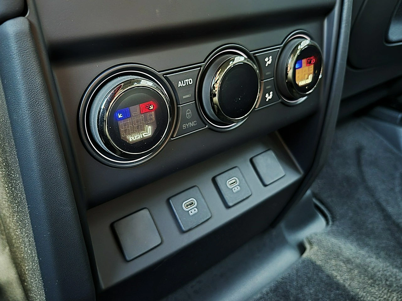 Land Rover Defender - Zdjęcie 19