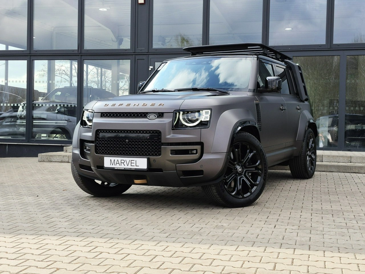 Land Rover Defender - Zdjęcie 1