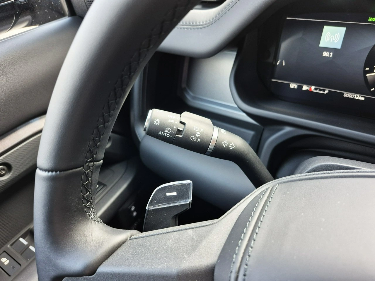 Land Rover Defender - Zdjęcie 32