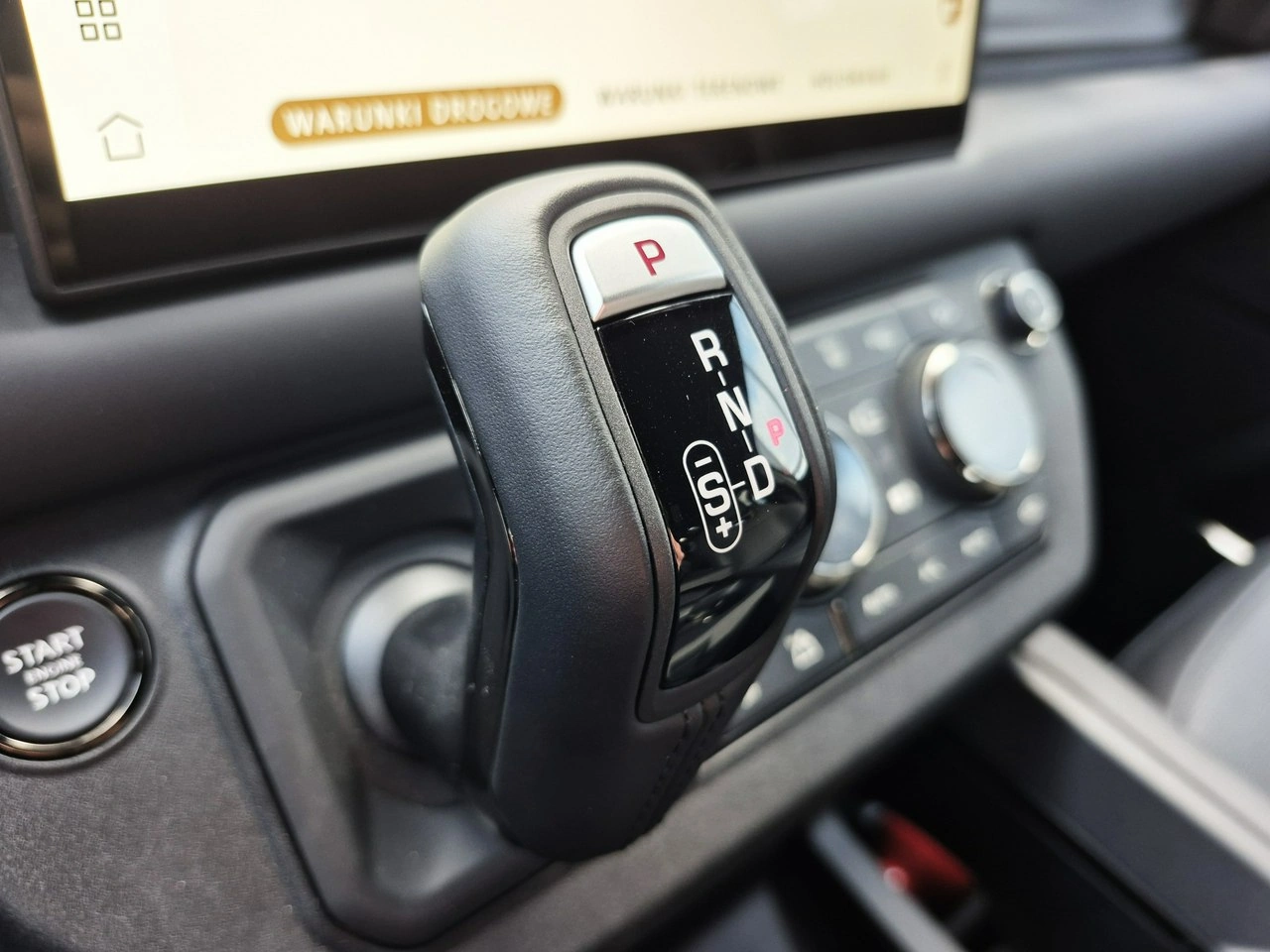 Land Rover Defender - Zdjęcie 35