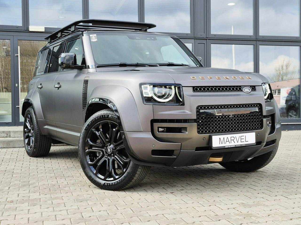 Land Rover Defender - Zdjęcie 3