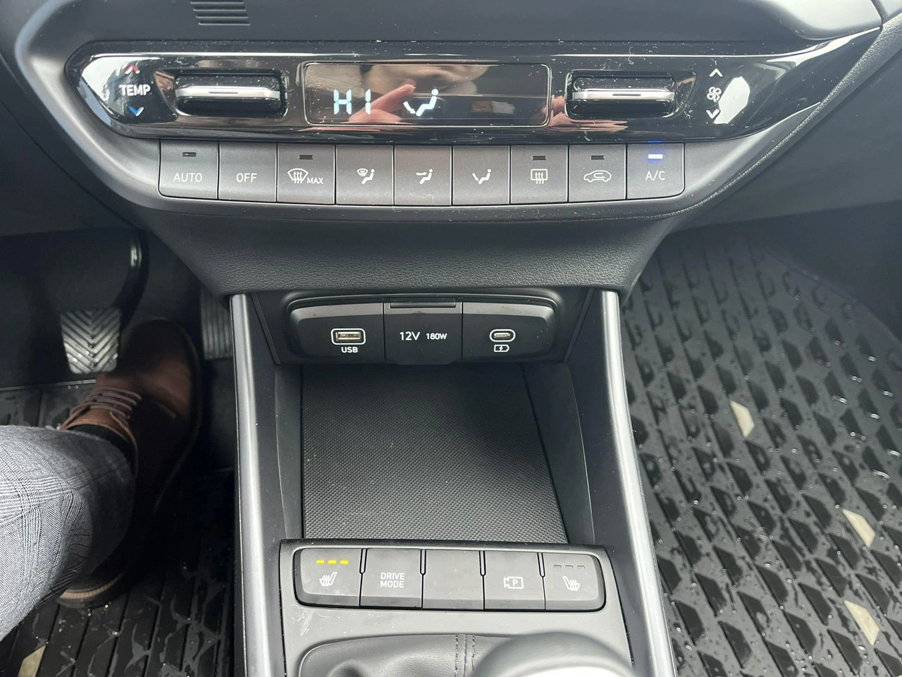 Hyundai i20 - Zdjęcie 25