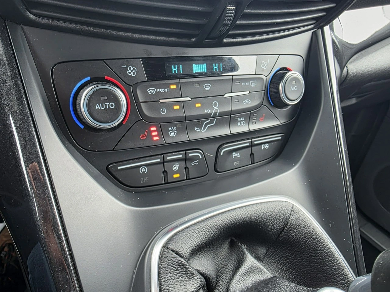 Ford Kuga - Zdjęcie 2