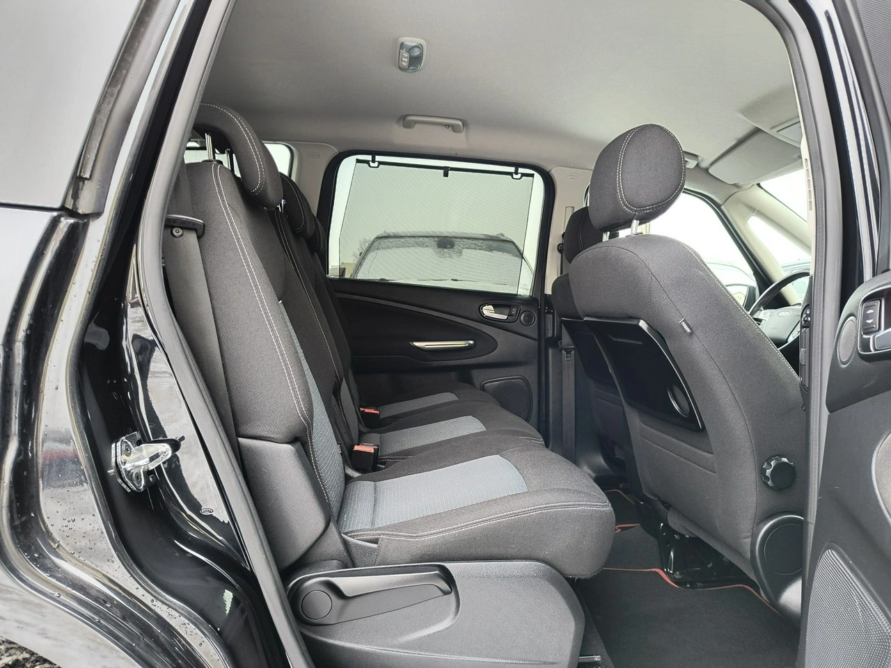 Ford Galaxy - Zdjęcie 11