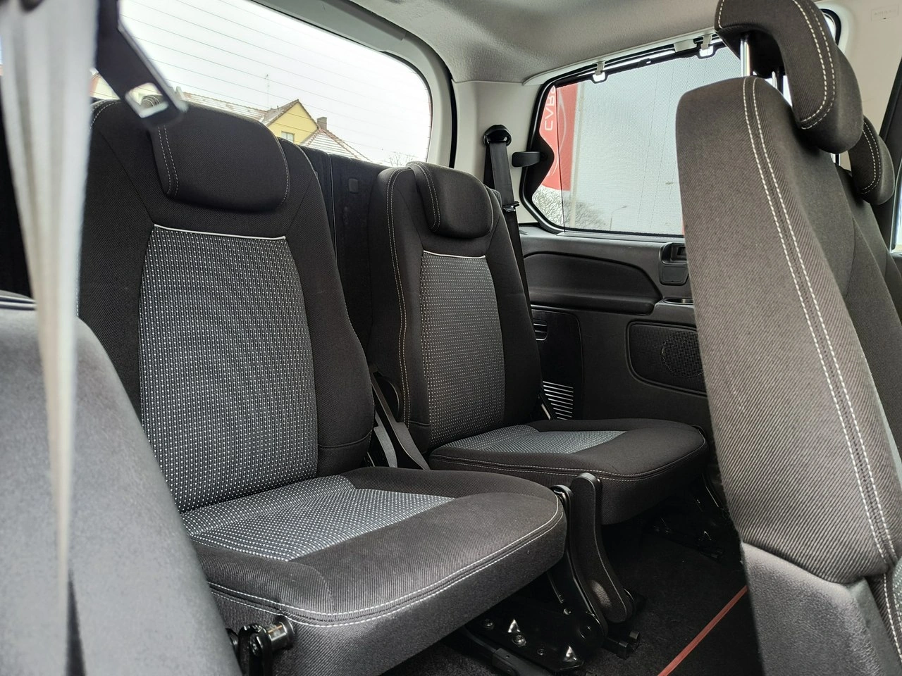 Ford Galaxy - Zdjęcie 13